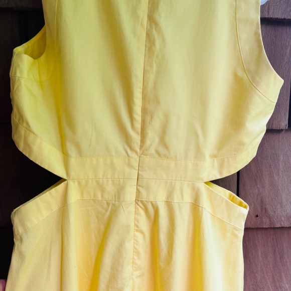 Women’s Sleeveless Cutout Poplin A - Line Midi Dress Size L Light - Yellow - Picture 15 of 16